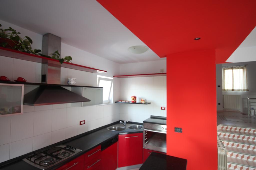 Holiday House Veli Vrh Pula Quarto foto